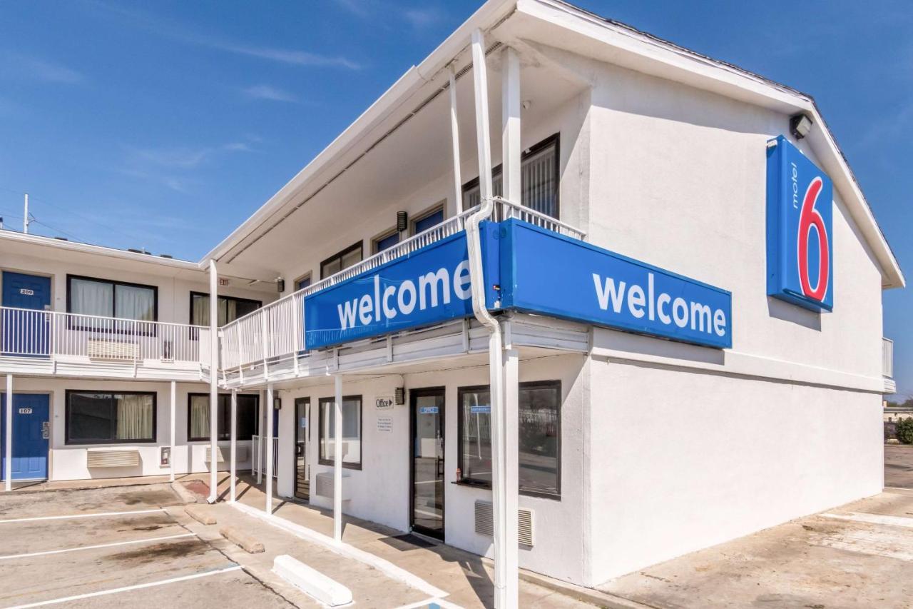 Motel 6 Fort Worth North Haltom City Extérieur photo