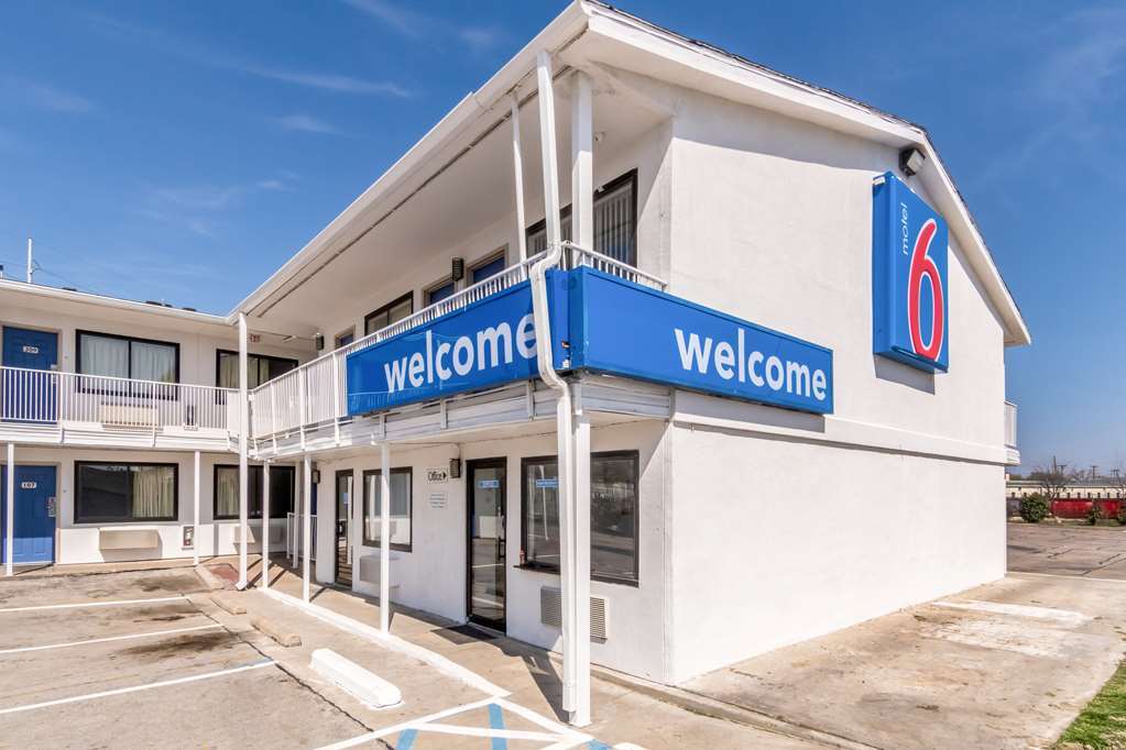 Motel 6 Fort Worth North Haltom City Extérieur photo